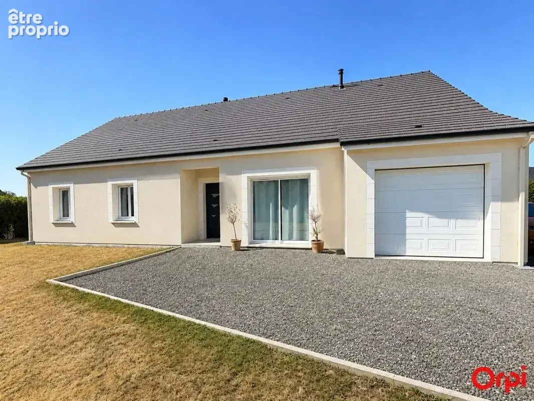 Maison à SAINT-AMAND-MONTROND