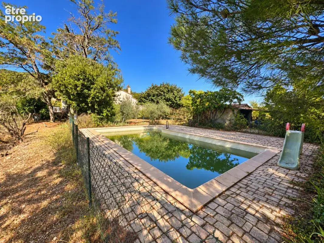 Maison T6 avec piscine et terrain  de 6 229 m² avec oliviers - photo 2