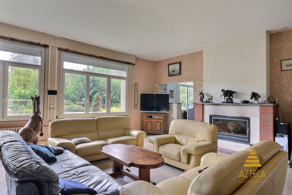 Maison à THUN-SAINT-MARTIN