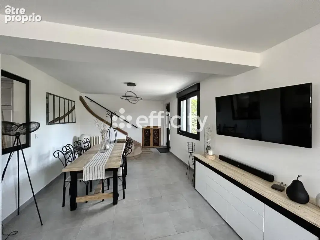 Maison 151 m² à Roanne  - photo 6