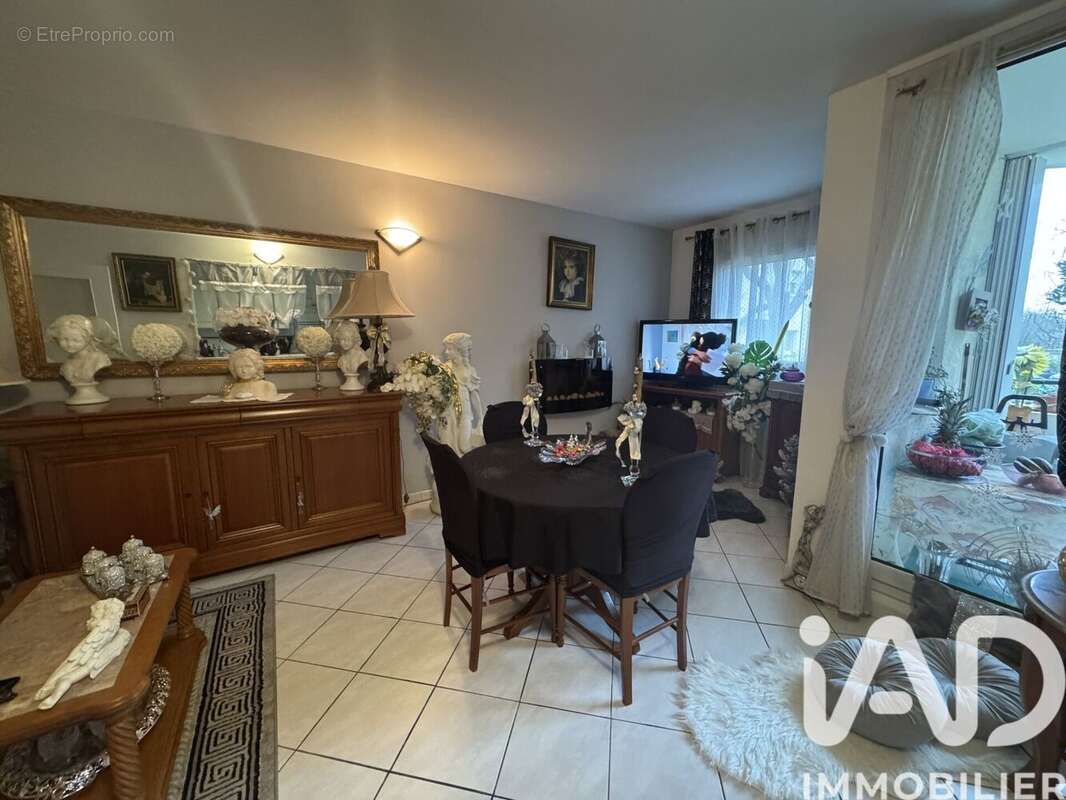 Photo 5 - Appartement à CHENNEVIERES-SUR-MARNE