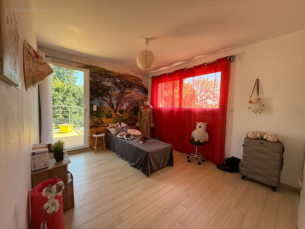 Maison à LE RELECQ-KERHUON