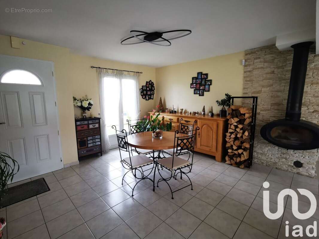 Photo 2 - Maison à CONNERRE