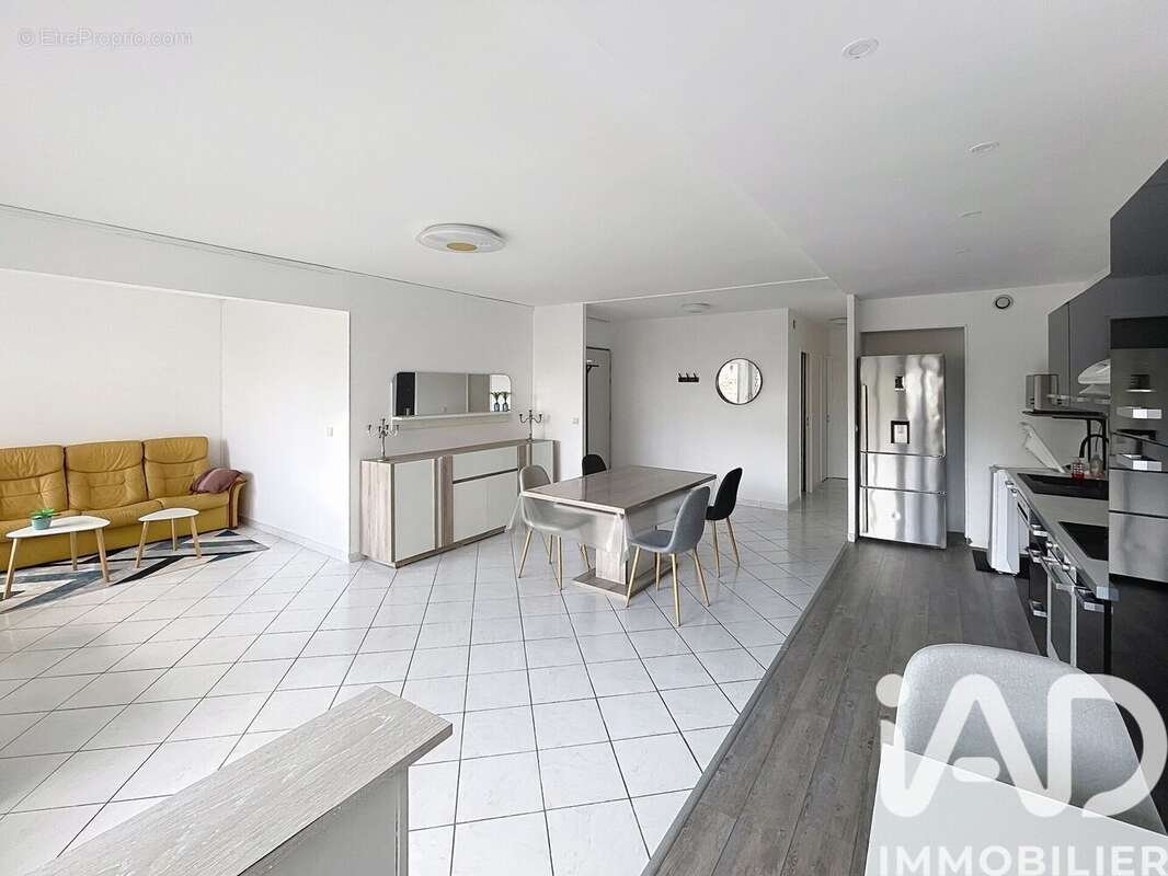 Photo 3 - Appartement à REIMS