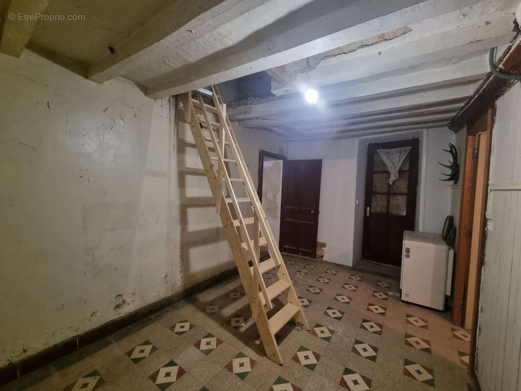 Maison à SILLE-LE-GUILLAUME