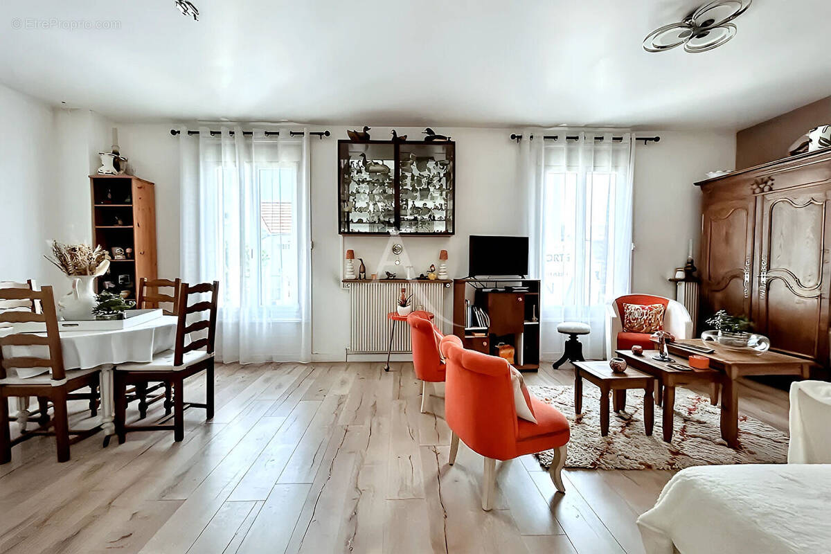 Maison à VITRY-SUR-SEINE