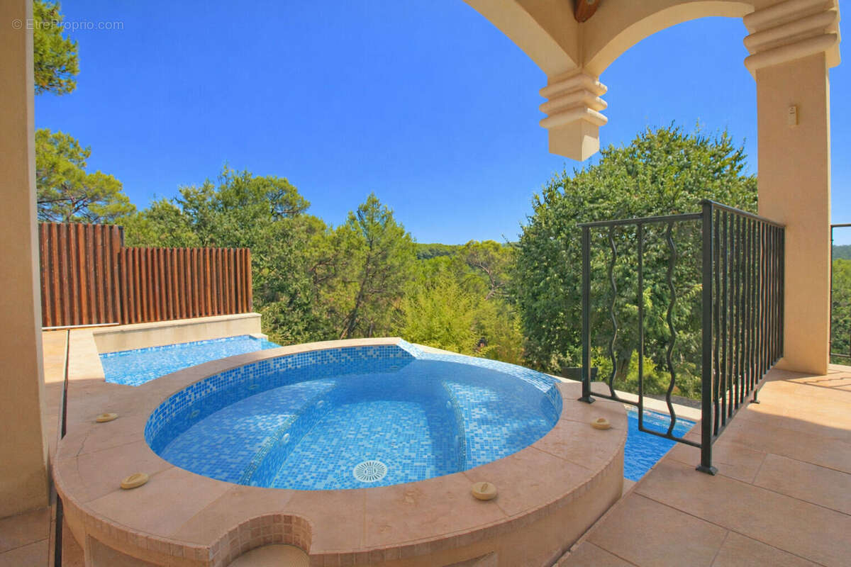 Maison à LE THORONET