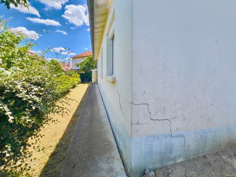 Maison à LE CENDRE