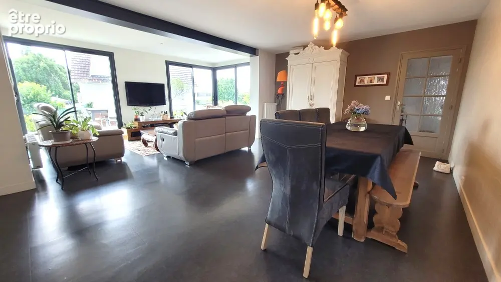 EXCLUSIVITE à CORMELLES LE ROYAL, maison de 7 pièces  165m² sur sous-sol terrain 1000m² - photo 4