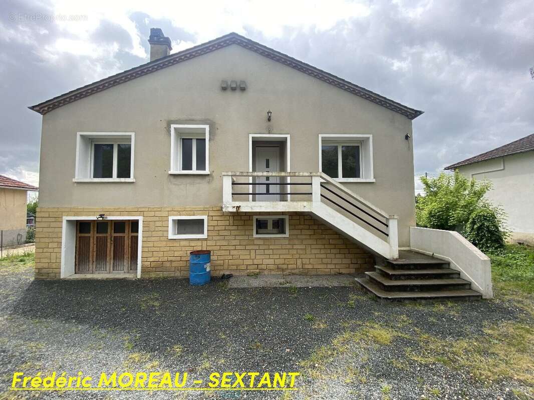 Sympathique maison de 85m2 sur Garage et Buanderie avec beau terrin de 800m2 piscinable - photo 15