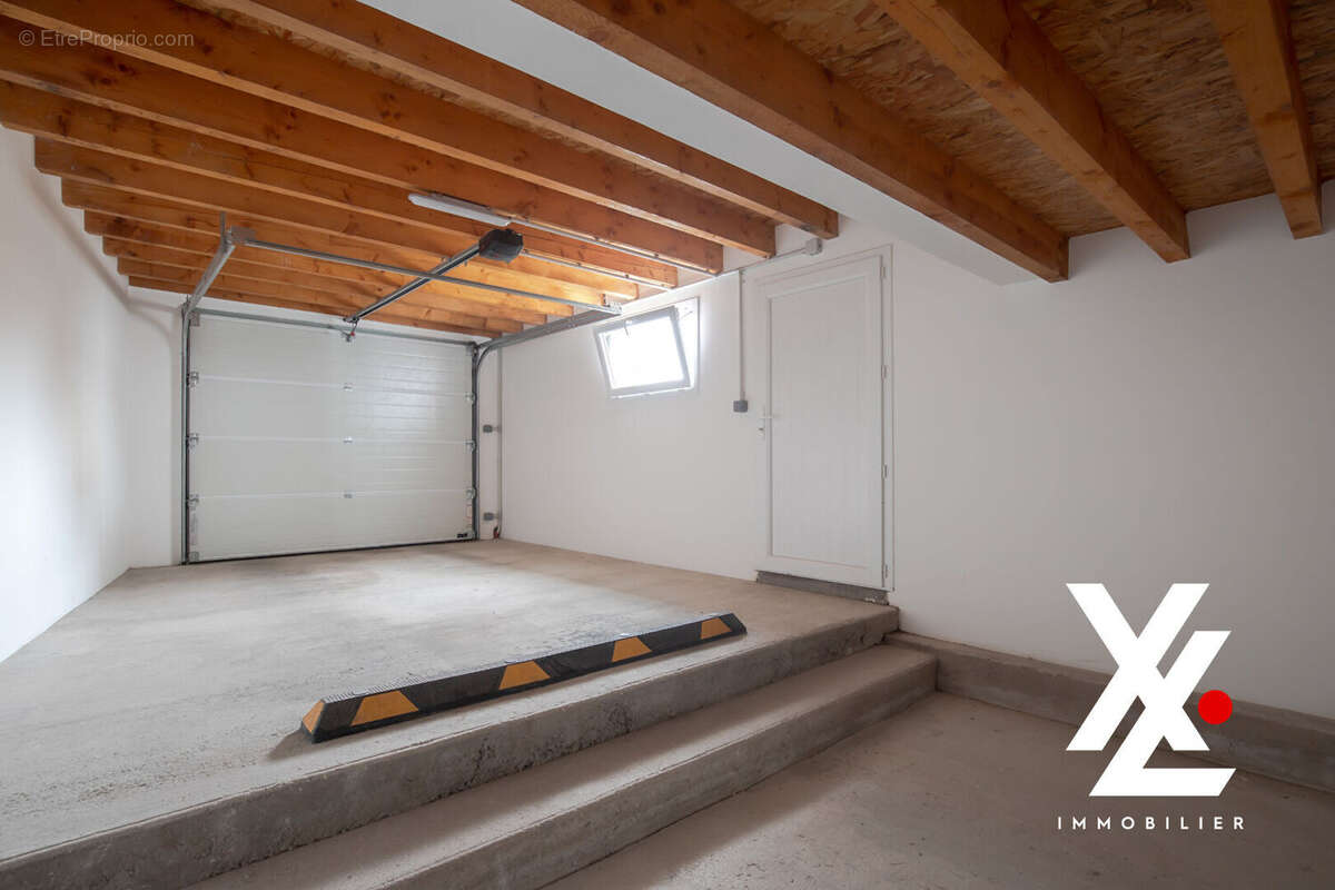 Maison à DAMELEVIERES