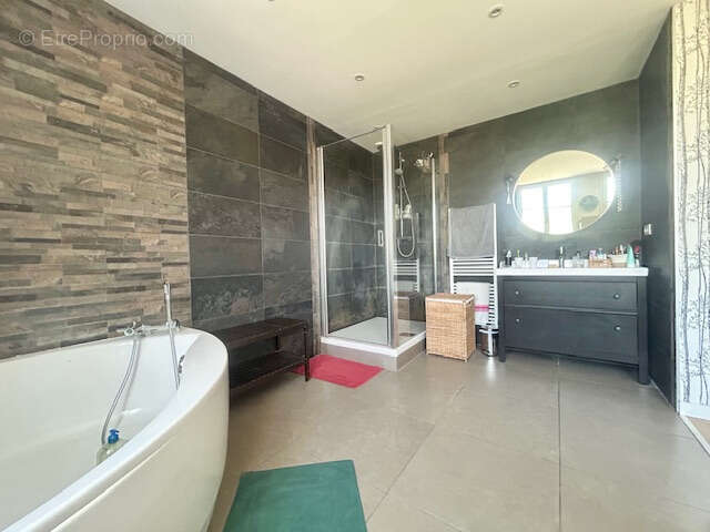 Appartement à MONTLHERY