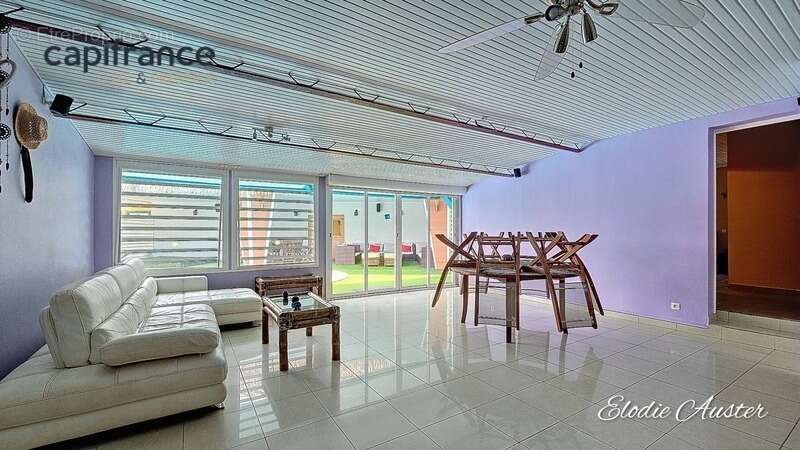 Maison à PETIT-BOURG