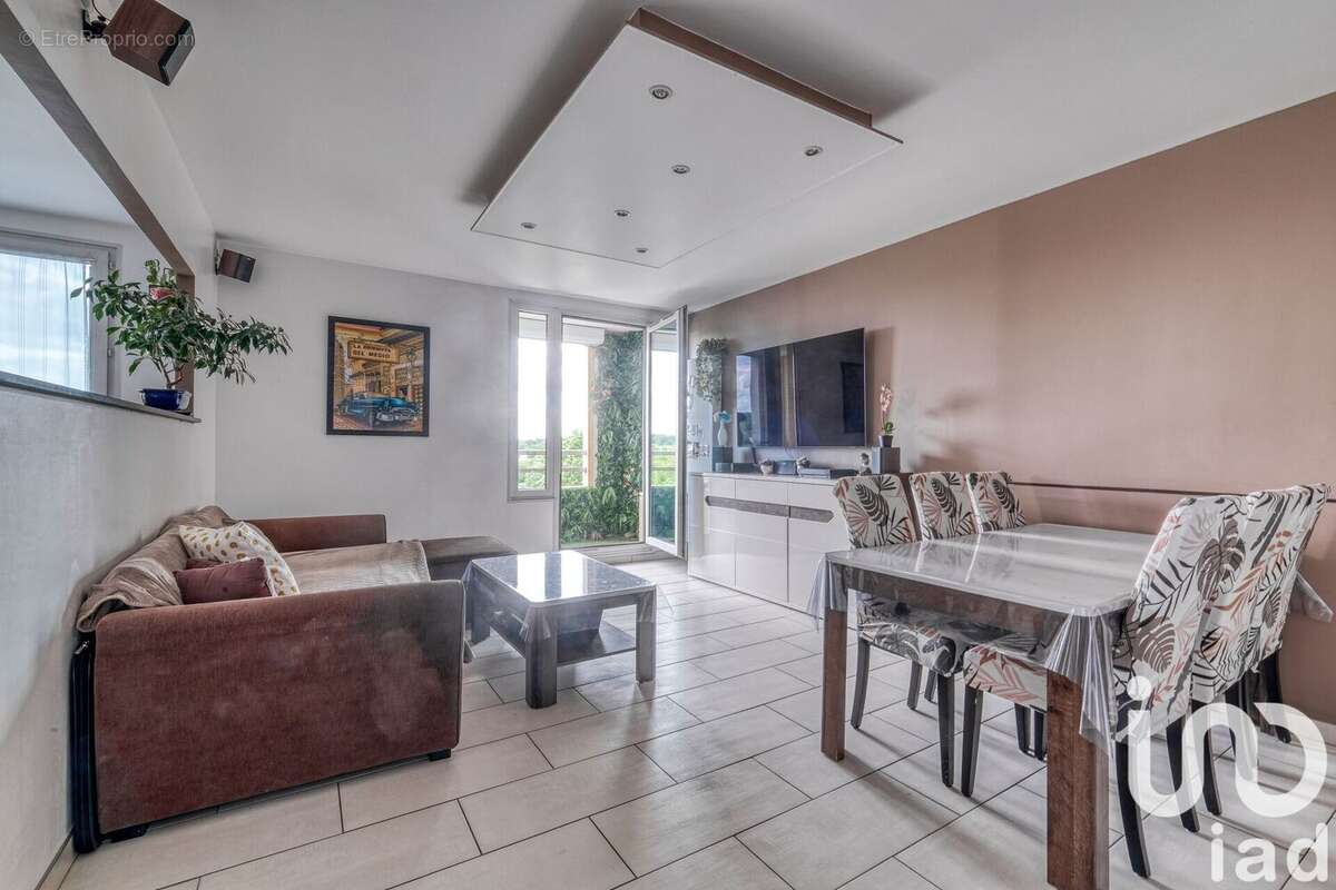 Photo 3 - Appartement à TORCY