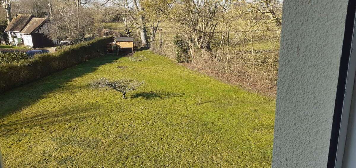 Maison à SAINT-PIERRE-SUR-DIVES