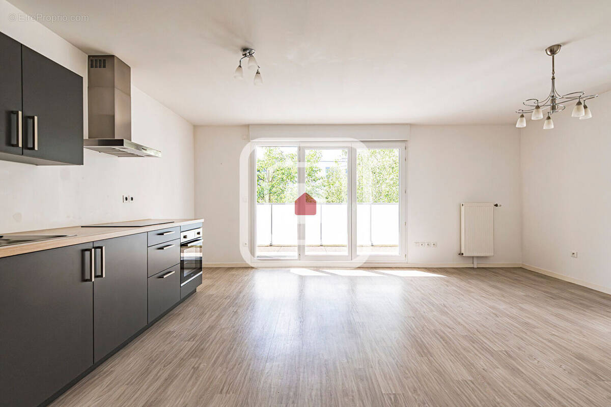 Appartement à BEZANNES