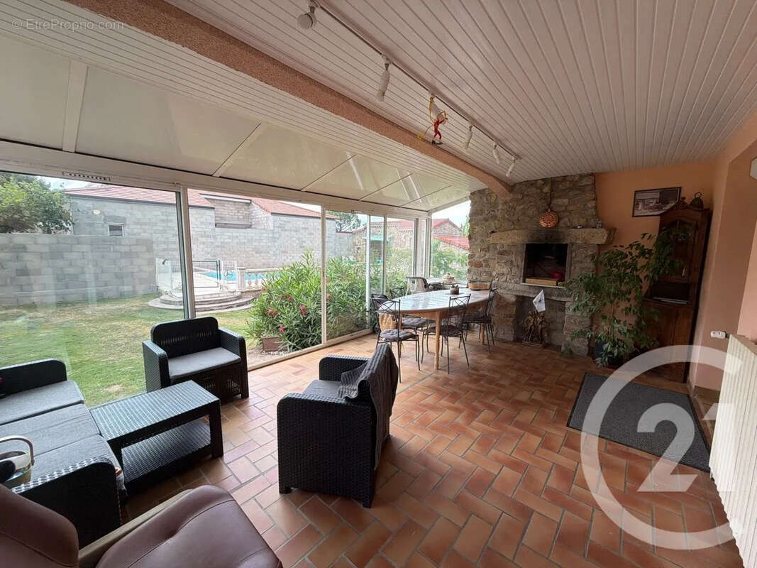 Maison 166 m² à Ardoix  - photo 5
