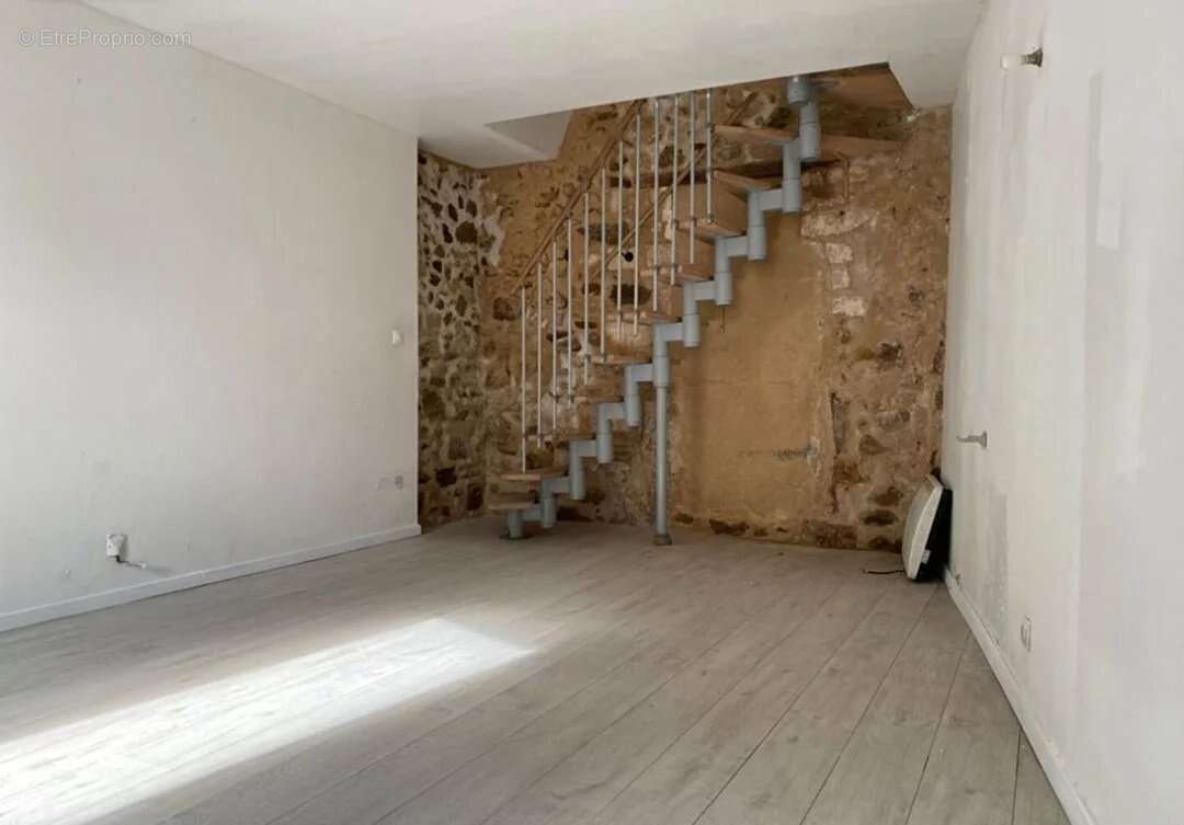 Maison à NONTRON