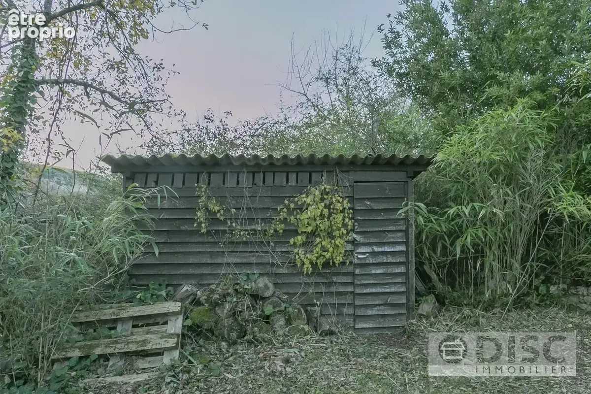 Maisonnette à rénover avec belles vues sur la vallée - photo 15