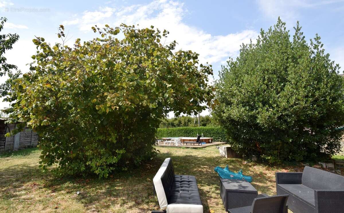 A vendre - Maison d'environ 110 m² - LE MAYET-DE-MONTAGNE - photo 14