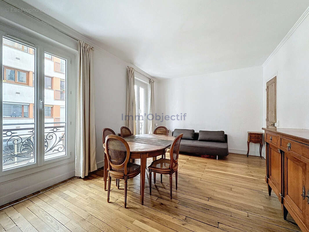 Appartement à PARIS-12E