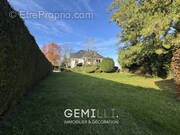 Maison à STEINBRUNN-LE-BAS