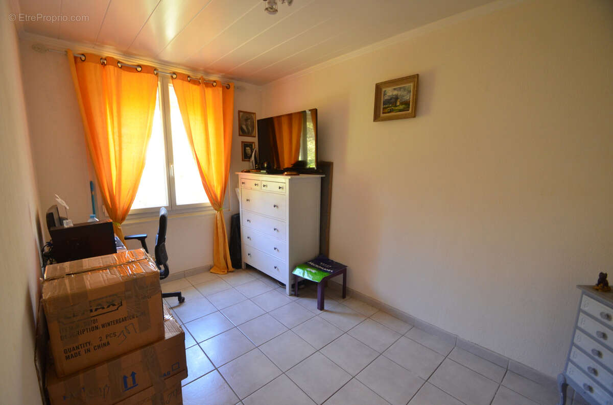 Maison à LA VALETTE-DU-VAR