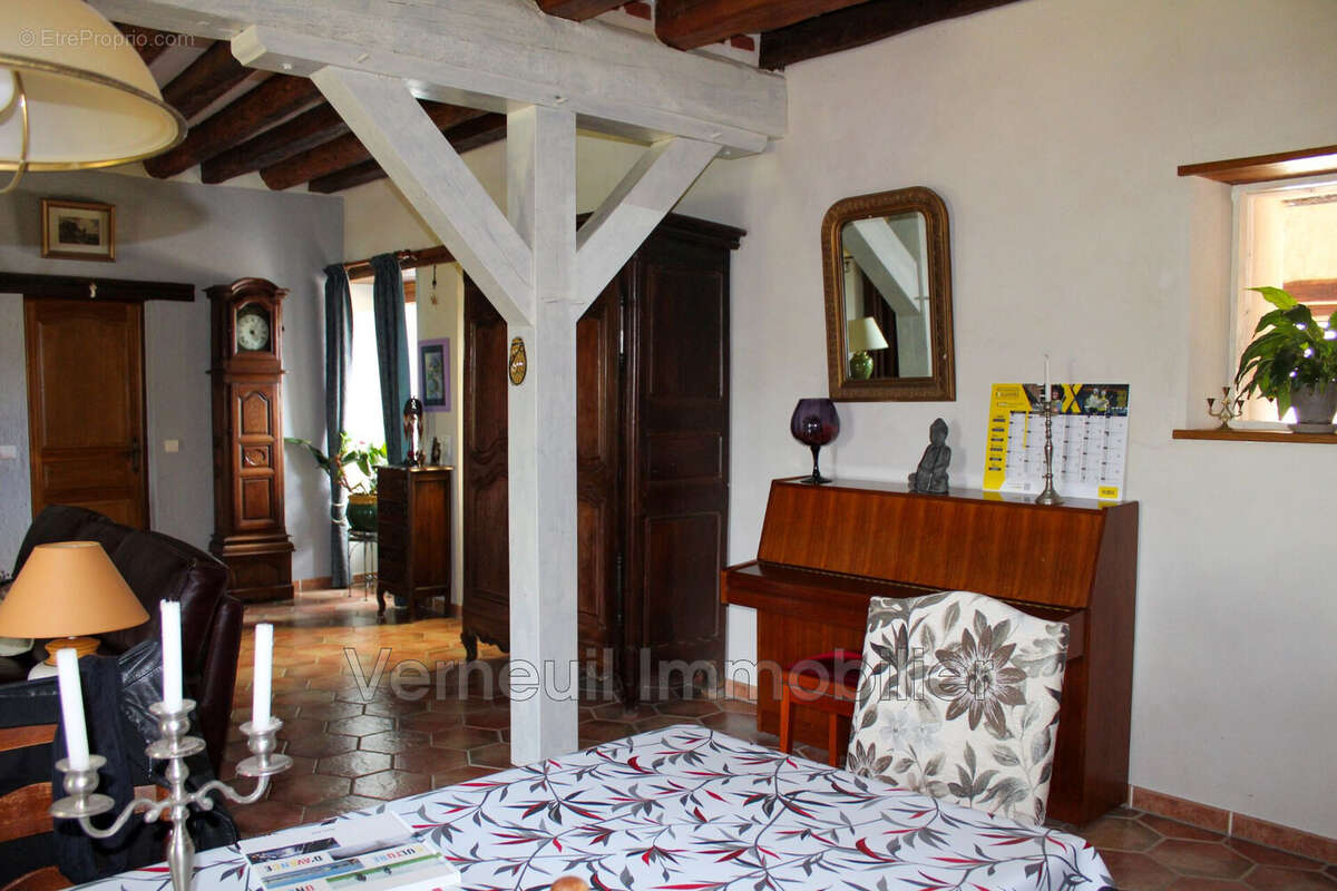 Maison à CHEVRAINVILLIERS