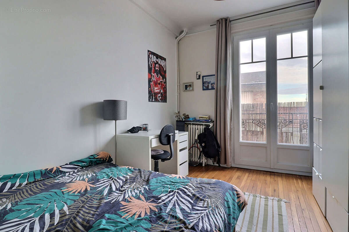 Appartement à COLOMBES
