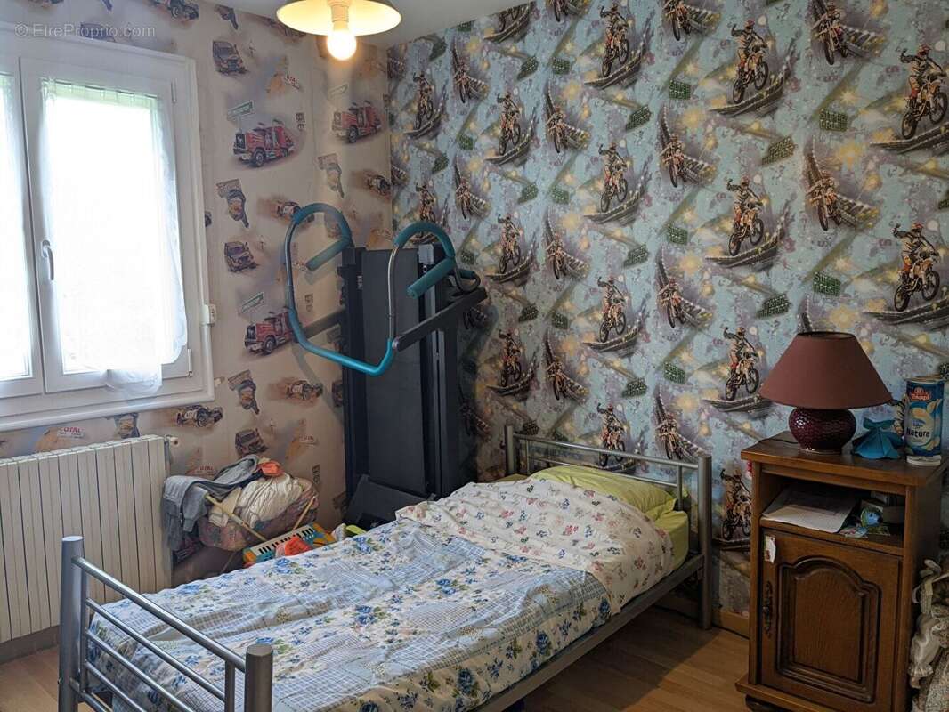 Maison à LES ESSARDS