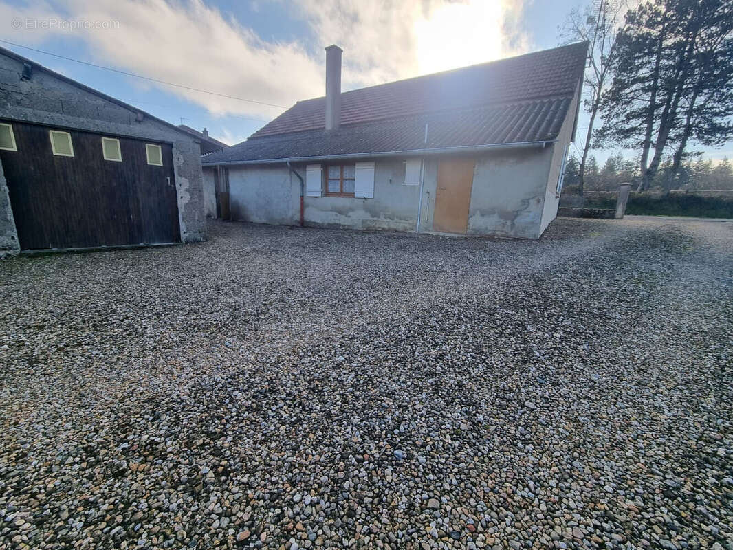 Photo 4 - Maison à NEUVY-GRANDCHAMP