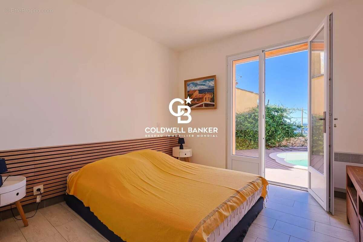 Belle maison à La Croix Valmer avec vue mer et piscine privée - photo 14