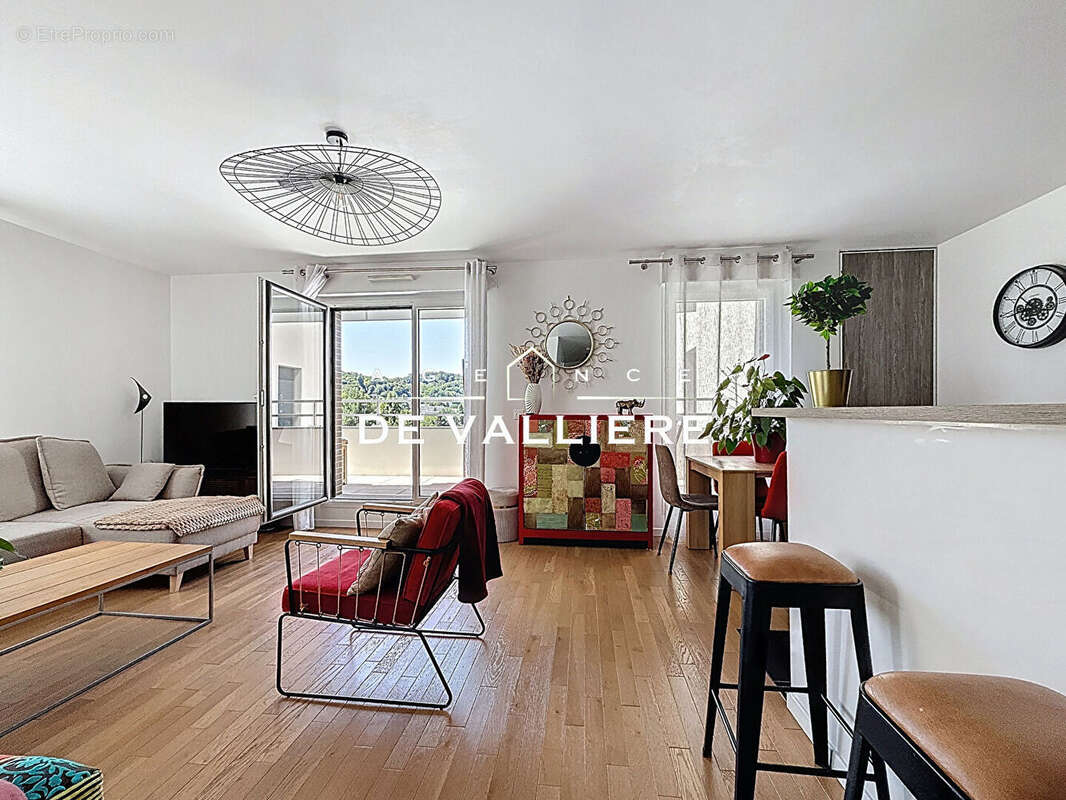 Appartement à RUEIL-MALMAISON