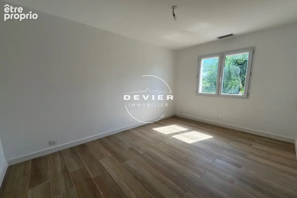 Maison 4 pièces 120 m² à vendre à Le Cailar (30740) - photo 7