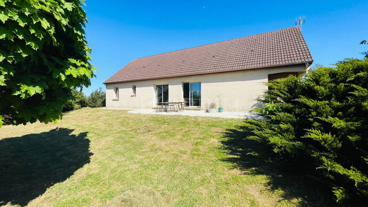 Maison à FLOGNY-LA-CHAPELLE