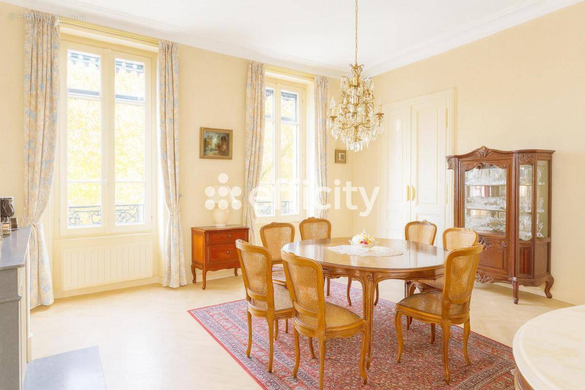 Appartement à LYON-7E