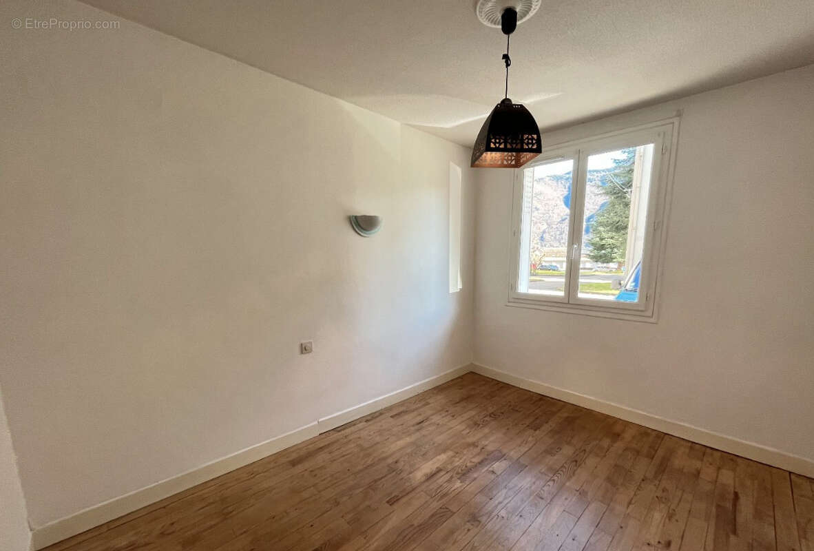 Appartement à BAGNERES-DE-LUCHON