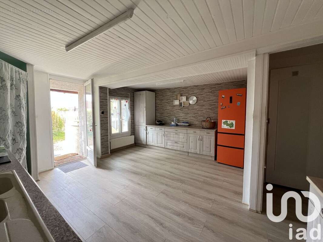 Photo 5 - Appartement à CREUZIER-LE-VIEUX