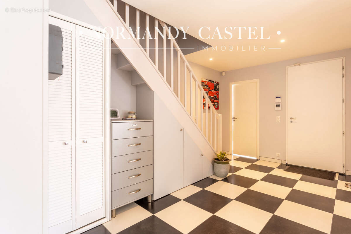 Maison à PENNEDEPIE