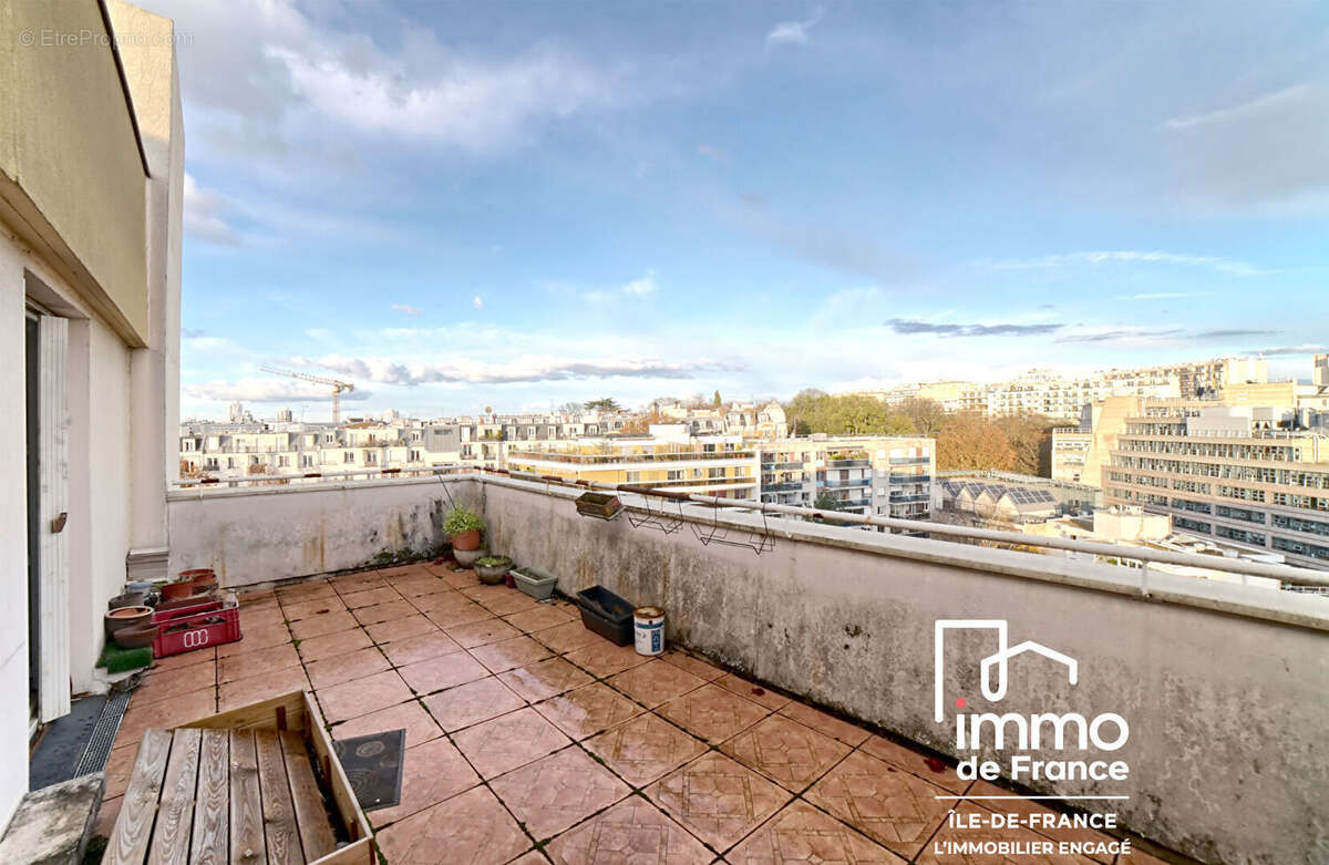 Appartement à PARIS-19E