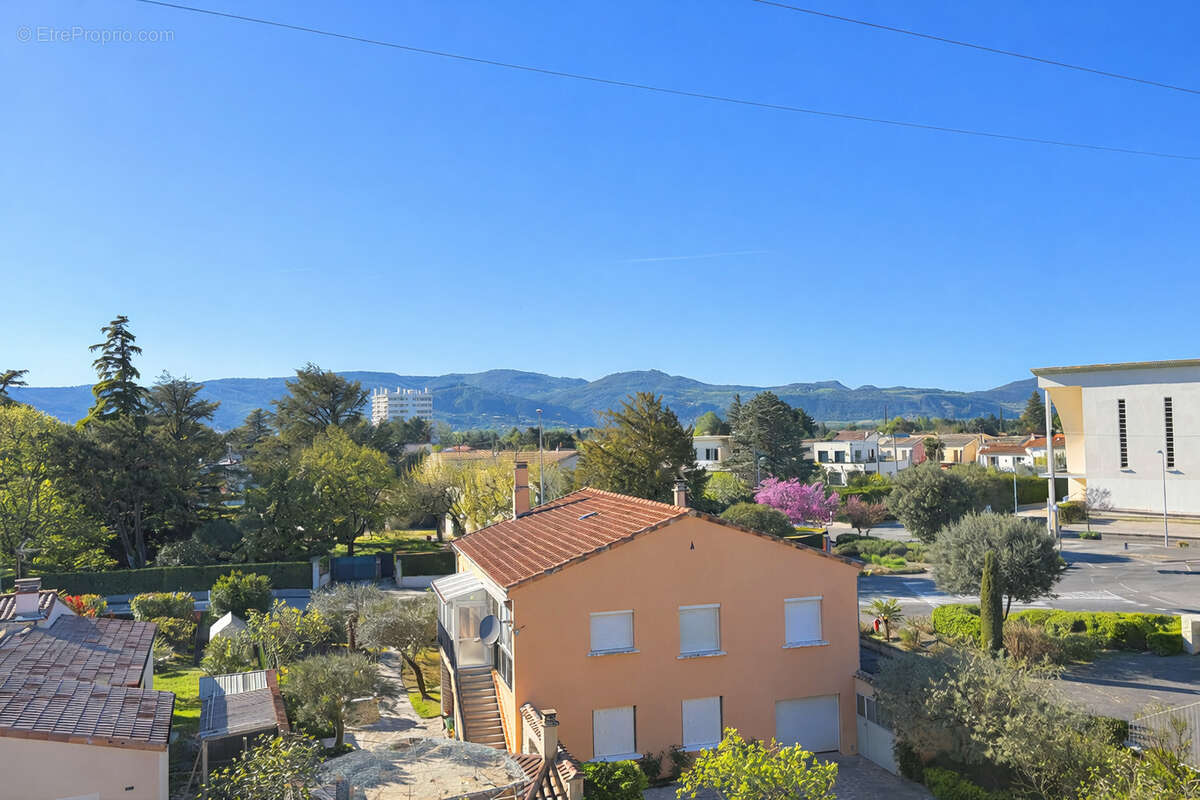 Appartement à MONTELIMAR
