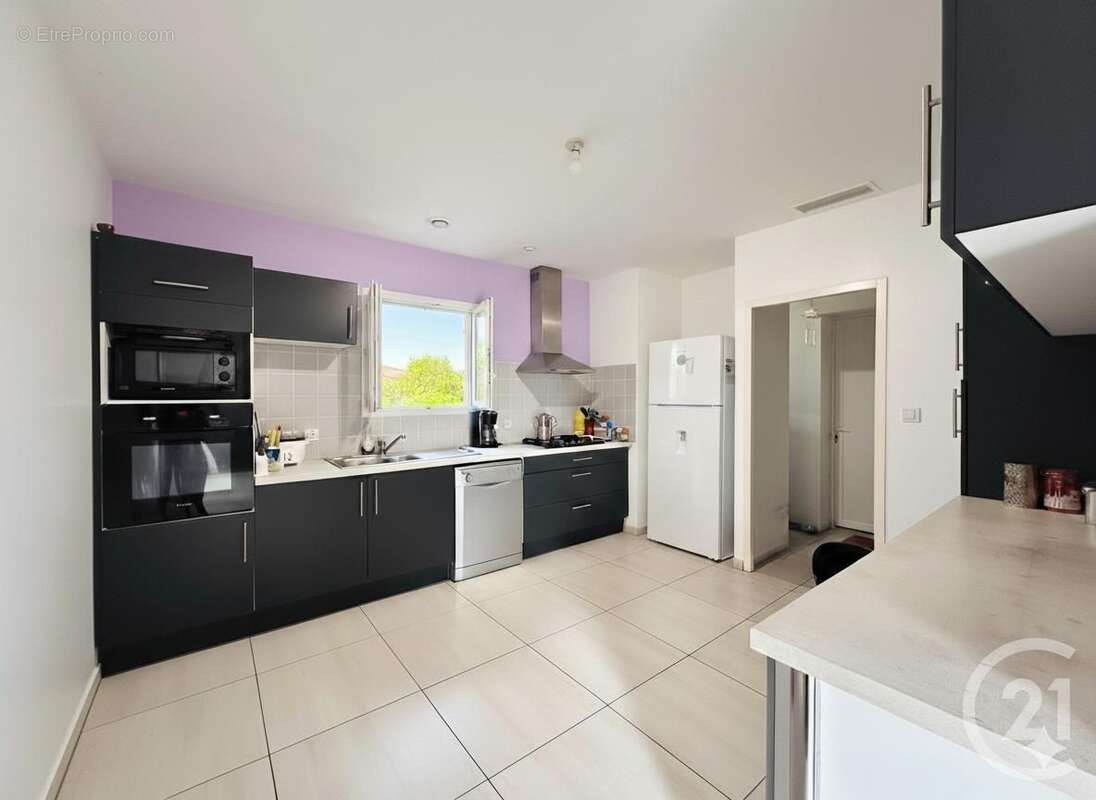 Maison à CUBZAC-LES-PONTS