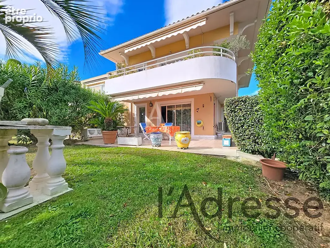Appartement en RDJ 4 pièces 98m2 avec jardin, garage et piscine à Mandelieu - photo 10