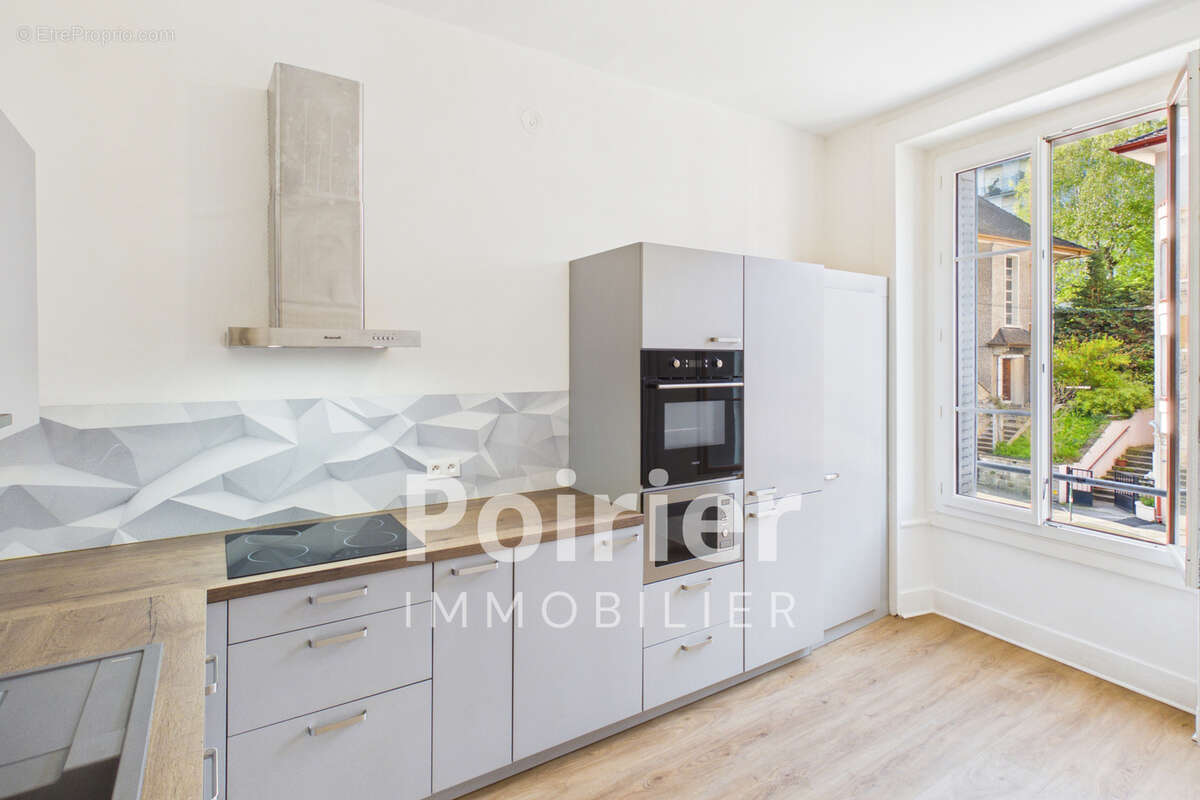 Appartement à EVIAN-LES-BAINS