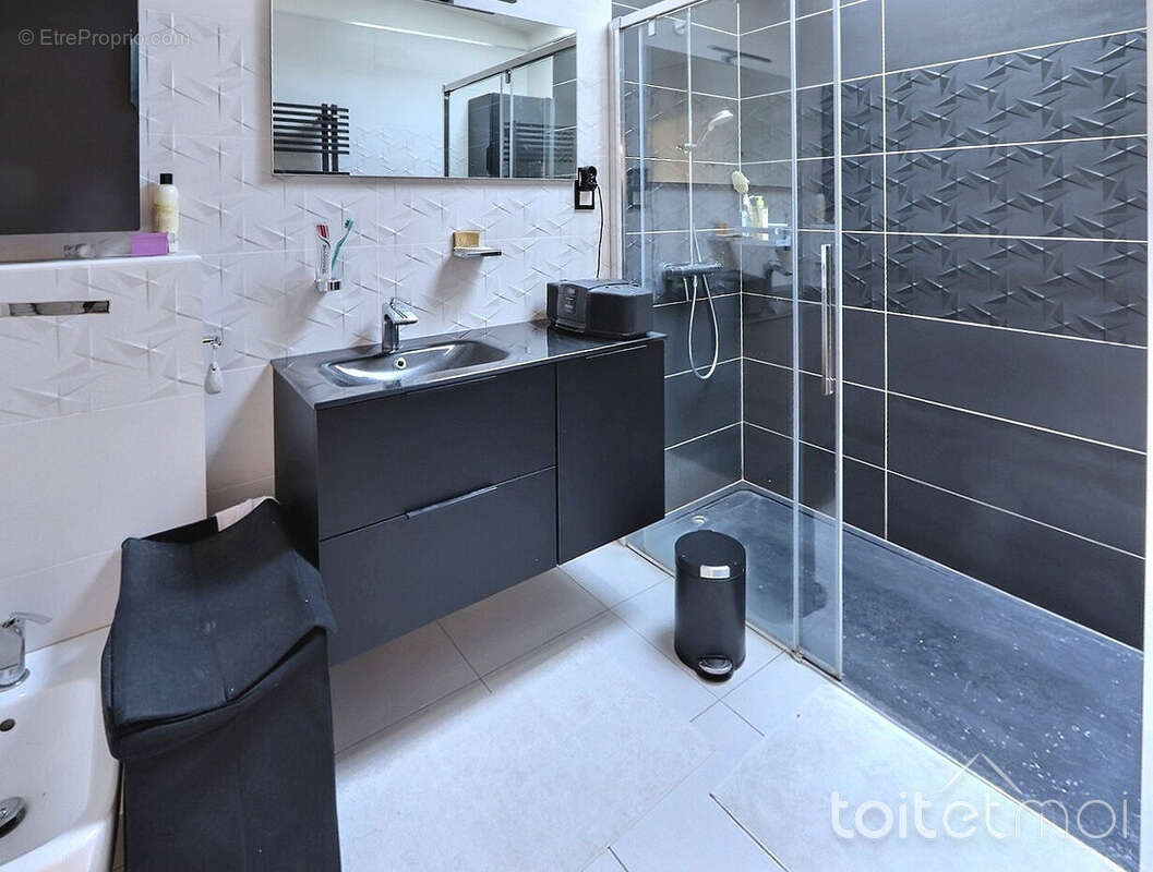 Maison à VILLIERS-LE-BACLE