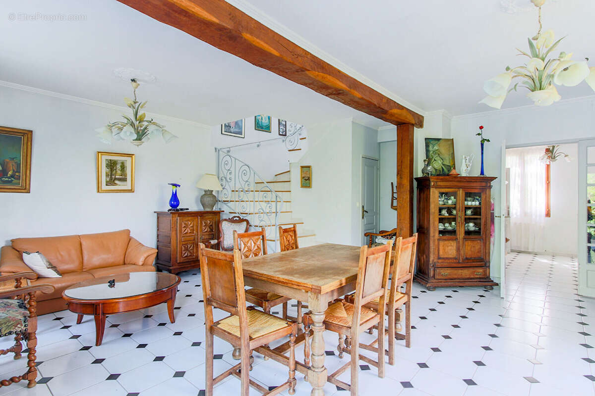Maison à MAULE