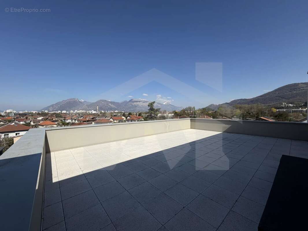 Appartement à ECHIROLLES