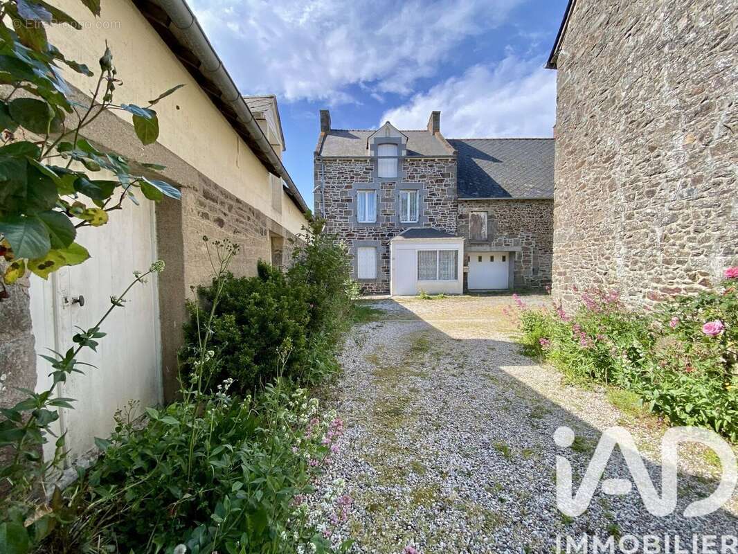 Maison 105 m² à La Ville-Es-Nonais  - photo 2