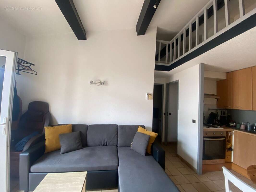 Appartement à ARES
