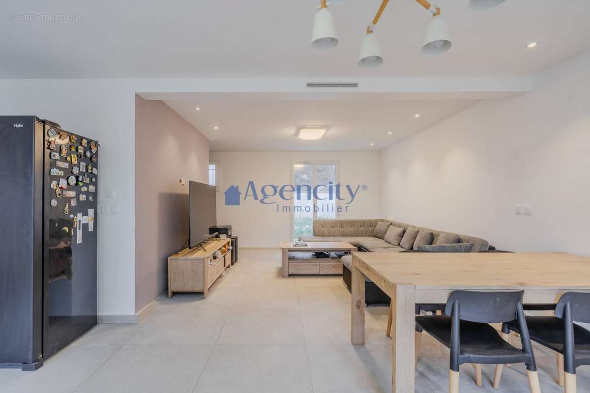 Coin détente - Maison à COUTEVROULT